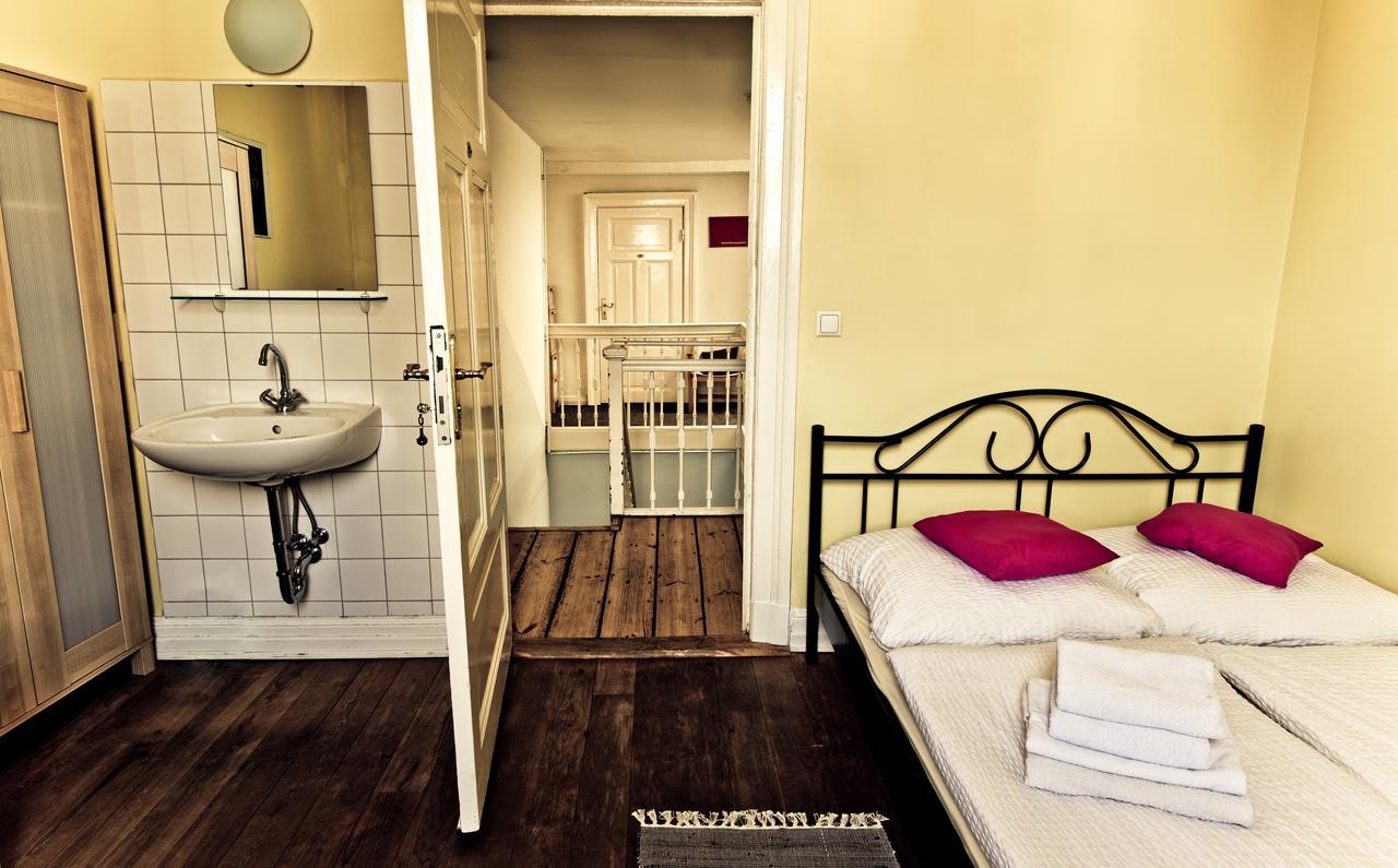 St. Pauli Lodge Townhouse Хамбург Екстериор снимка